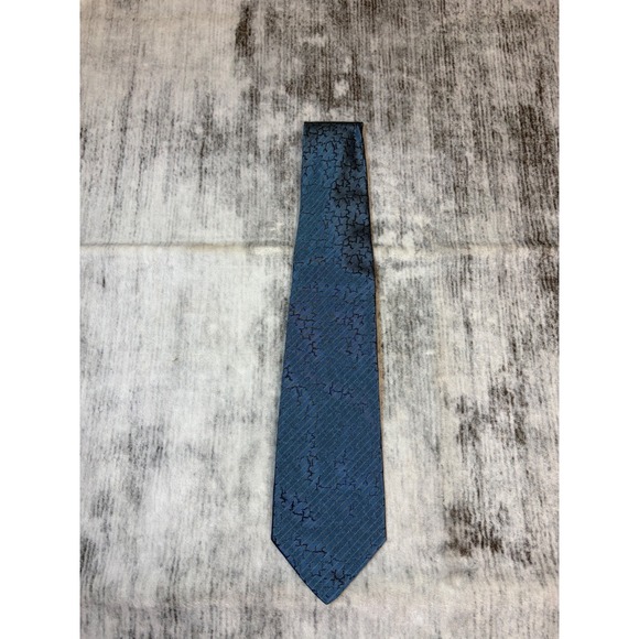 V2one Valentino Other - V2one Valentino Silk Tie Blue Black Crackle Pattern Made in Italy Designer